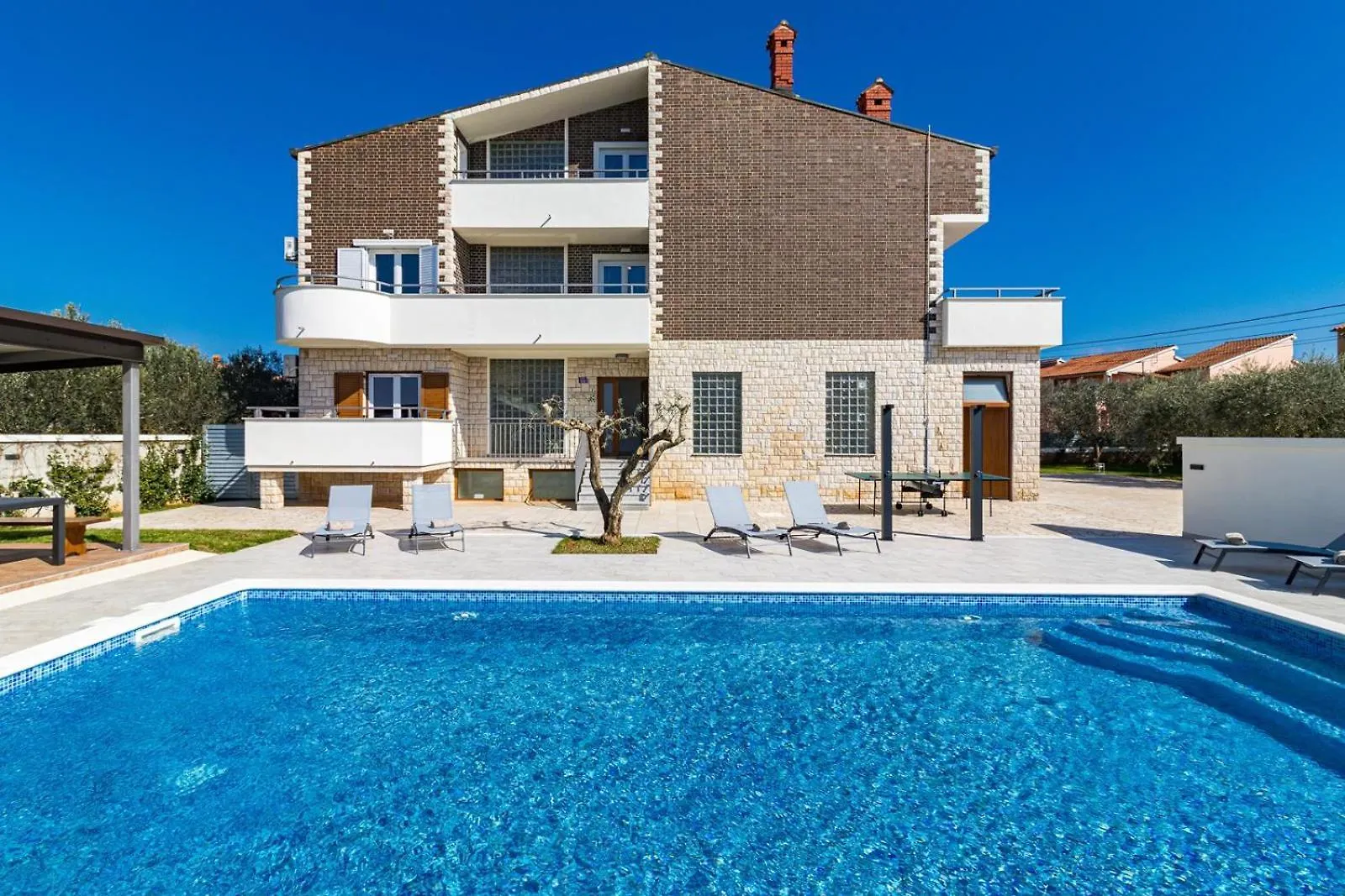 Beautiful 6 Bedroom Villa In Valbandon Horvátország